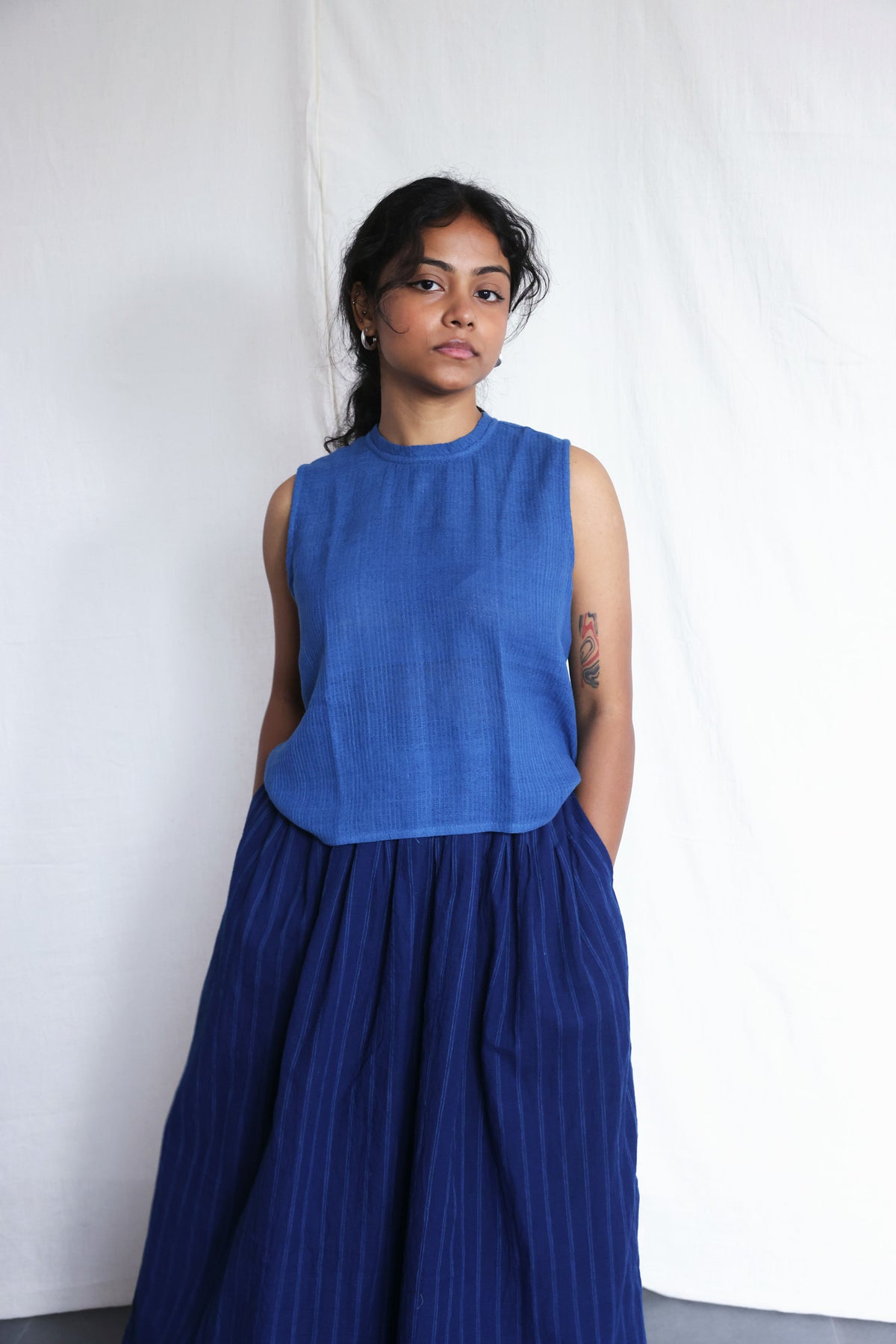 Bluets T-shirt, view 5 - handwoven cotton by with N.