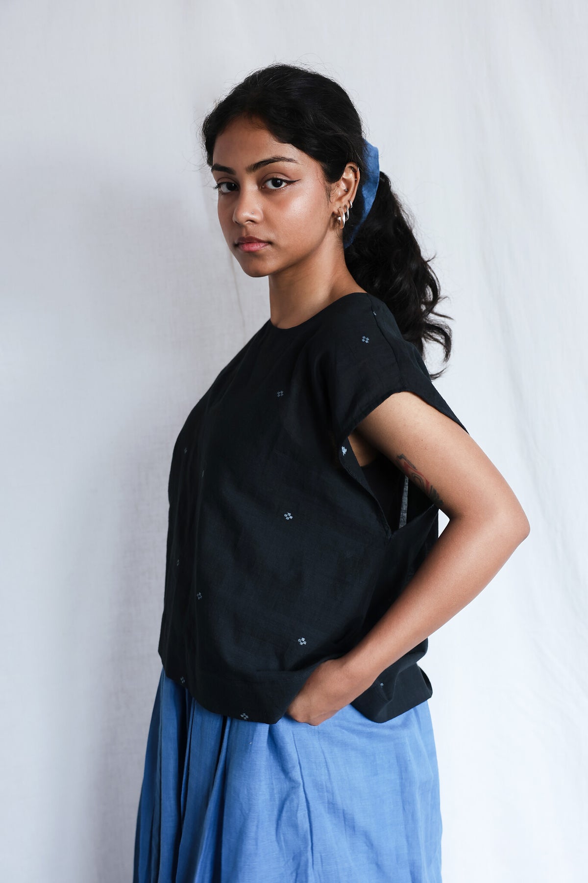 Starlit One-size Top, view 4 - handwoven Jamdani by with N.