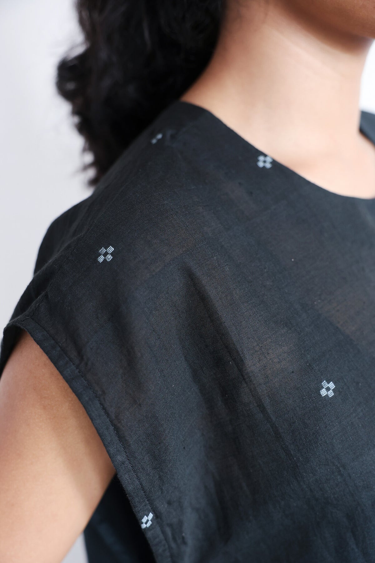 Starlit One-size Top, view 7 - handwoven Jamdani by with N.