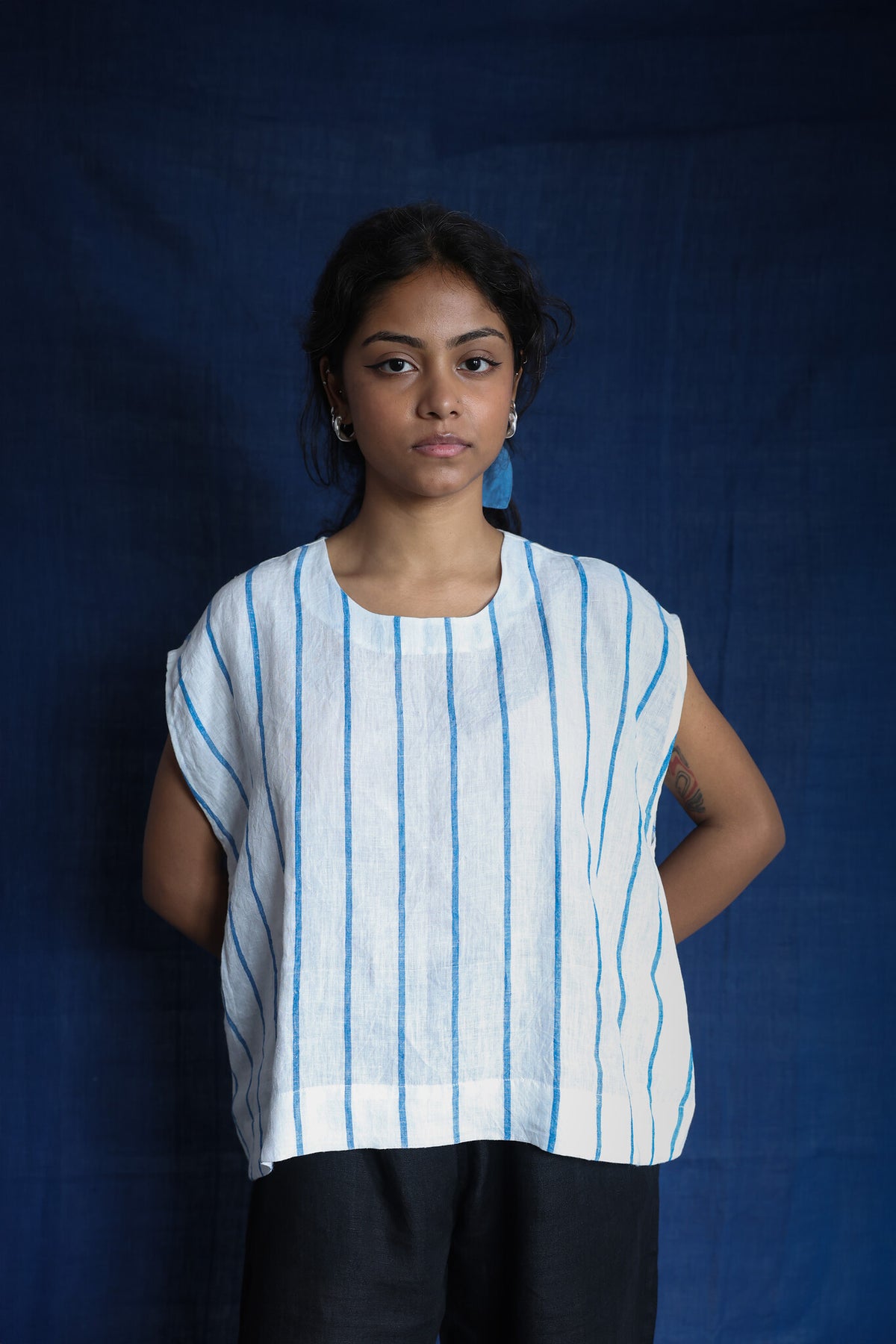 Waves Linen One-size Top - Handwoven Linen Top for Women | with N.